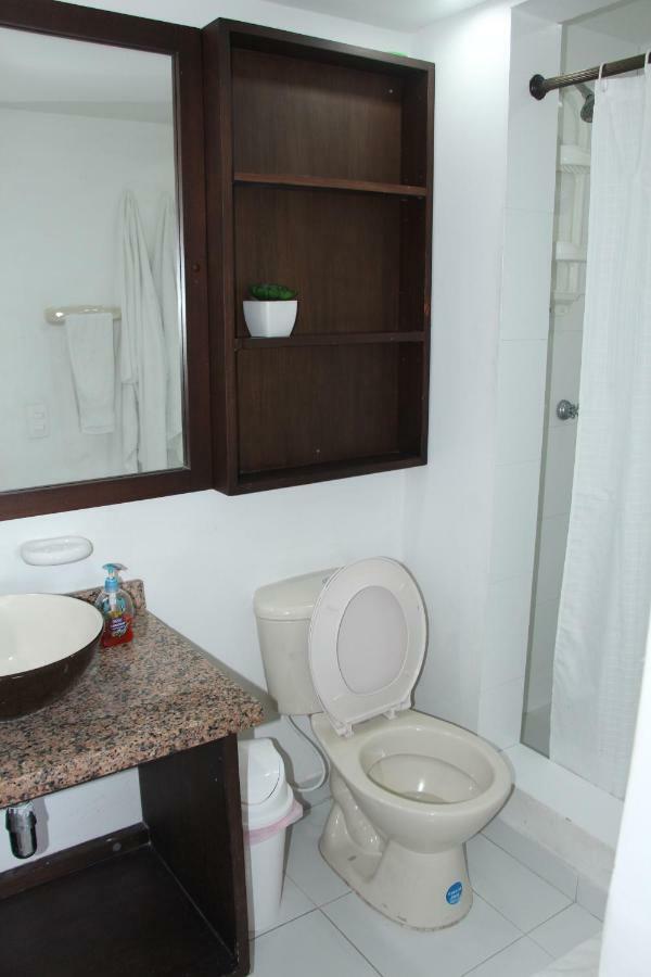 Apartamento En El Centro De San Andres Islas Con Vista Al Mar- Edificio Bay Point 703 Екстер'єр фото